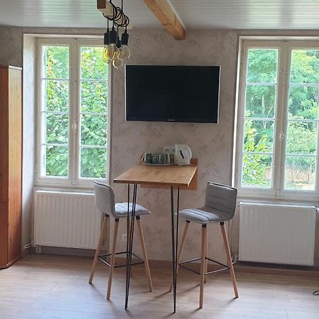 Chez Alexandra Bed & Breakfast Louchats ภายนอก รูปภาพ
